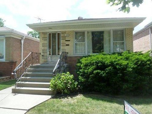 2nd image of 5839 W 59th St
