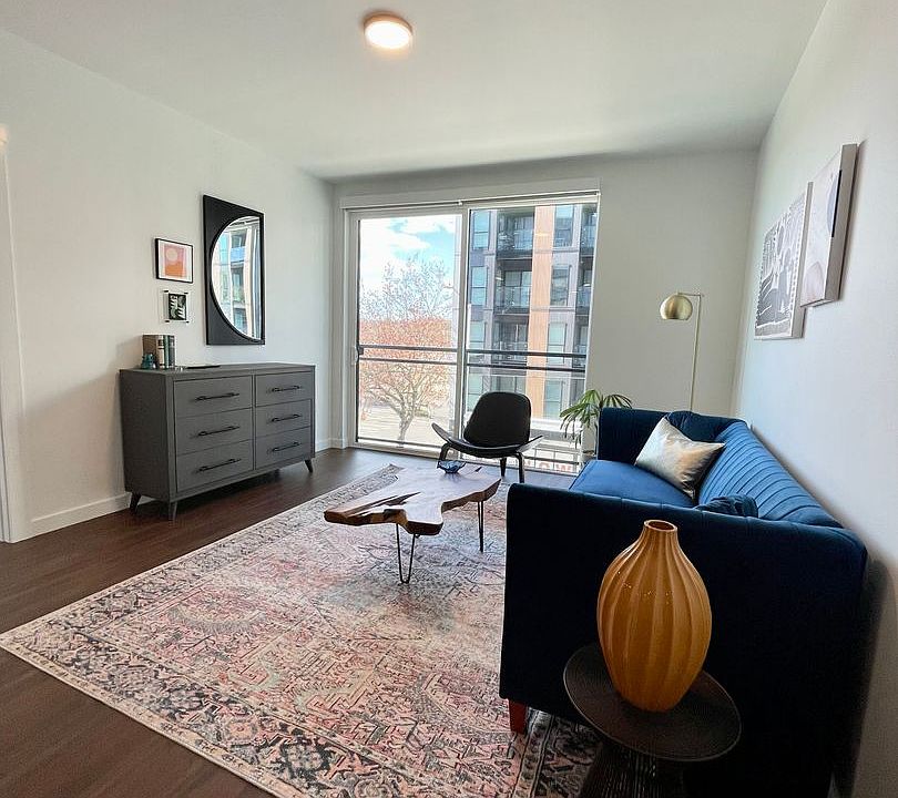 1st image of 4600 Union Bay Pl NE #308