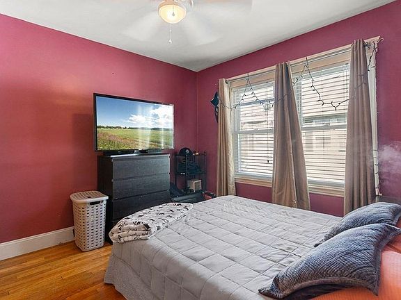 5th image of 48 Winthrop Ave #1