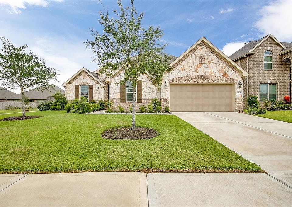 1st image of 15718 Jacobs Creek Dr