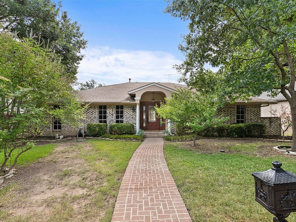 1st image of 9028 Glen Springs Dr