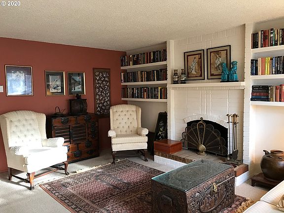 5th image of 1003 NE 142nd Ave