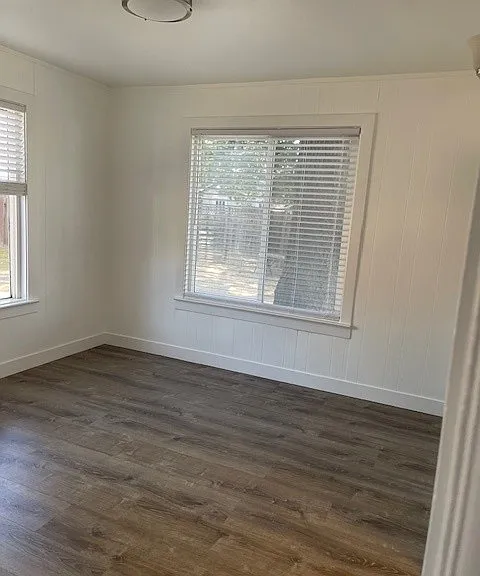 657 Everett Ave #7 — Photo 5