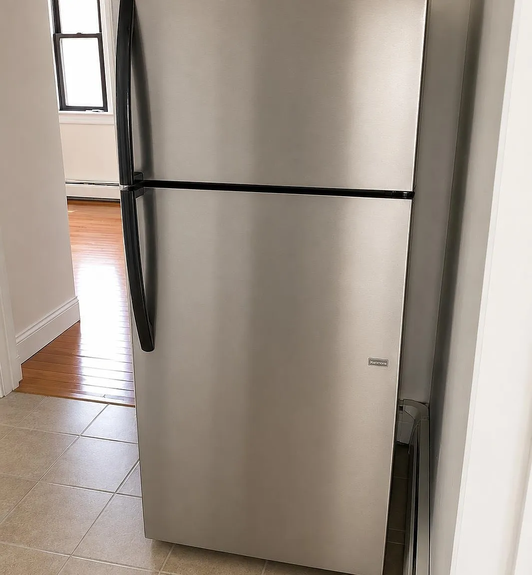 3 bed, $3,350 — Photo 2