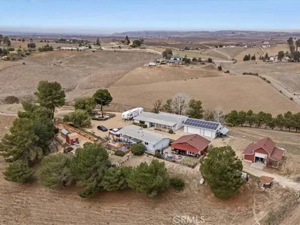 6335 Ojas Azules Pl, San Miguel, CA 93451