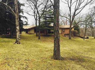 5807 N Blackwood Rd, Davis Junction, IL 61020