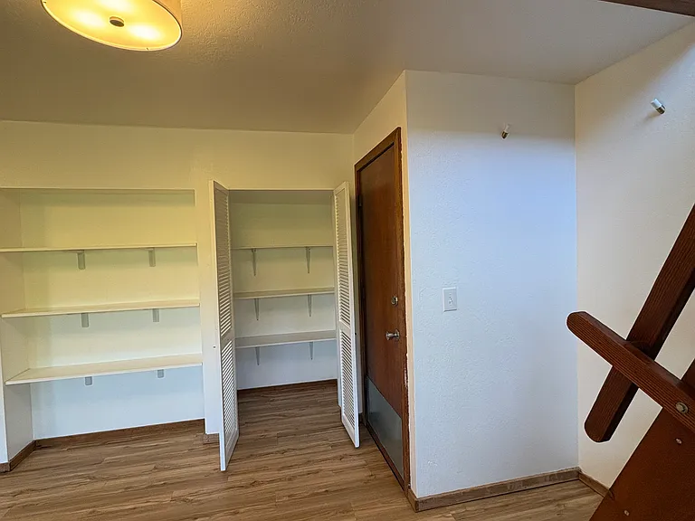 858 Marin Dr — Photo 39