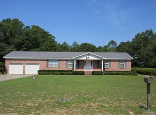 4209 Scooter Ln, Milton, FL 32583