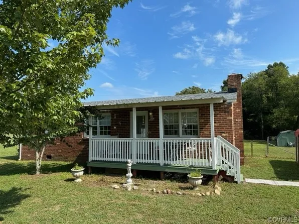 24233 Jones Rd, Stony Creek, VA 23882
