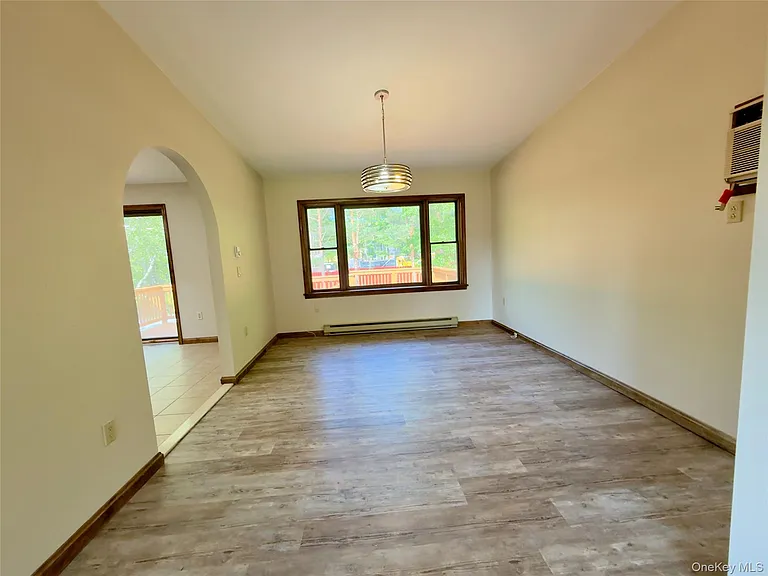 709 Bloomingburg Rd — Photo 16