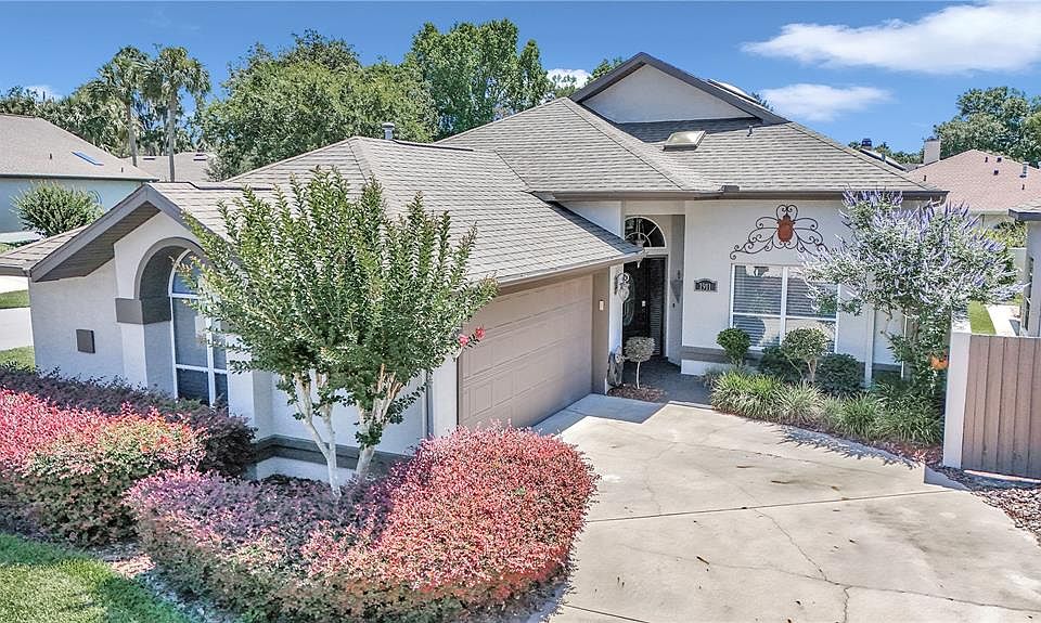 1st image of 1911 SE Twin Bridge Cir