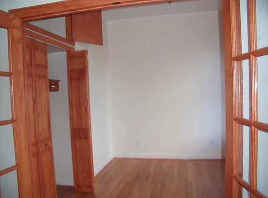 Rented by Warren T Real Estate Corp. | media 19