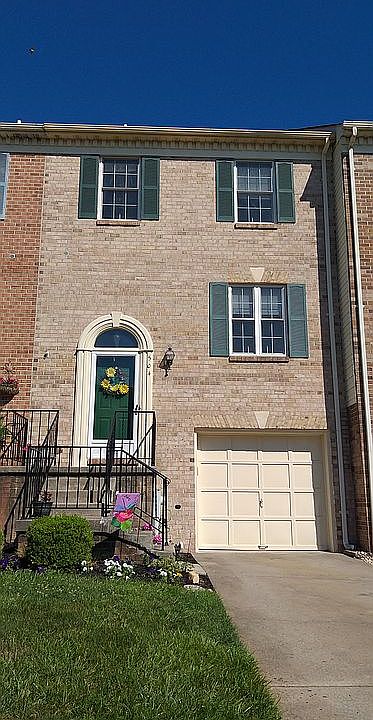 Beautiful Townhome for Sale!