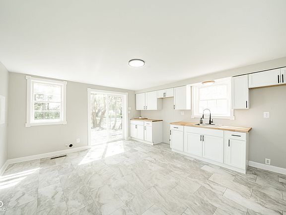 5th image of 314 Craven St