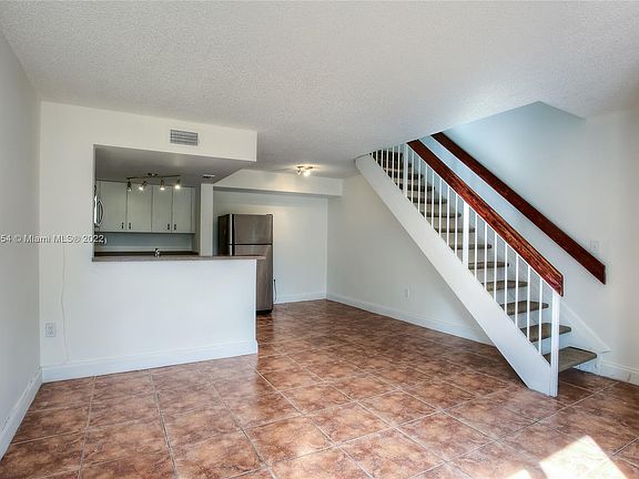 2nd image of 510 NW 86th Pl #12-201