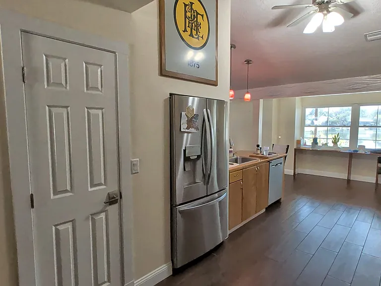 2906 Lake Stall Ln — Photo 11