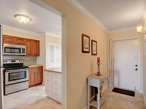 3rd image of 14575 Bonaire Blvd APT 609