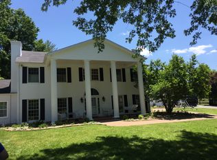 7719 Grandview Lake Rd, Ashland, KY 41102