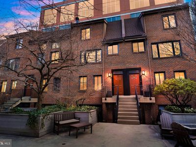 2032 Arch St APT H, Philadelphia, PA, 19103