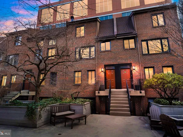 2032 Arch St APT H, Philadelphia, PA 19103