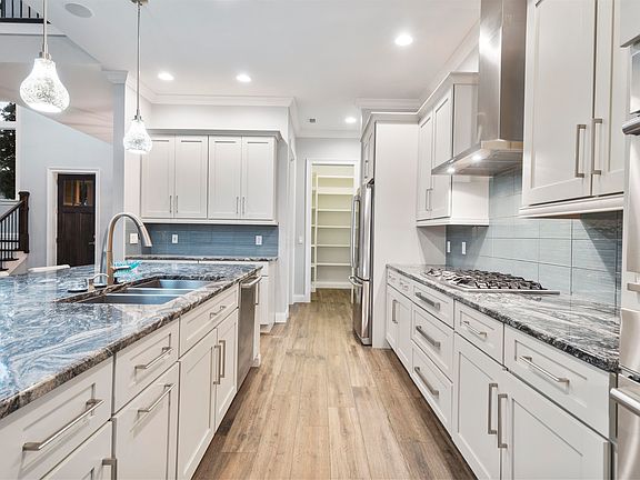 3rd image of 328 Ocean Forest Dr