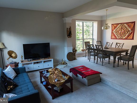 4th image of 11827 Limoux Pl