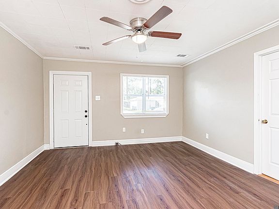 2nd image of 3970 N Foster Dr