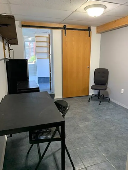 1 bed, 200 sqft, $1,150 — Photo 3