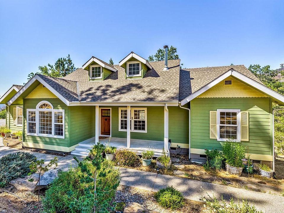 1st image of 33349 Cascadel Heights Dr
