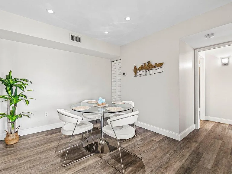 157 Yacht Club Way — Photo 8