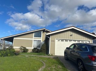 1879 Pheasant Dr, Hercules, CA 94547