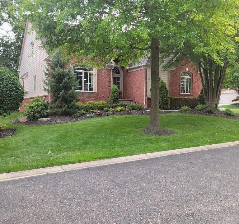 1st image of 29610 Sylvan Cir