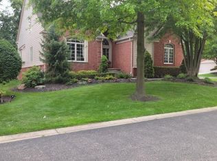 29610 Sylvan Cir, Farmington Hills, MI