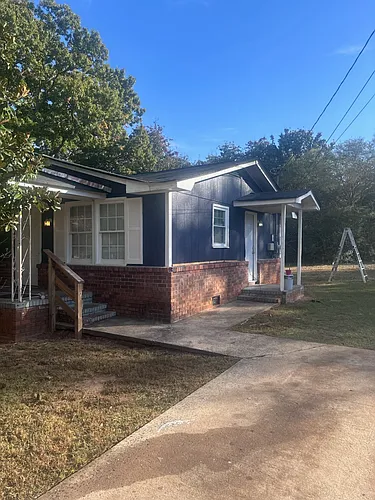 172 Randall Ave Photo 1