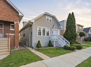 5135 W Melrose St, Chicago, IL