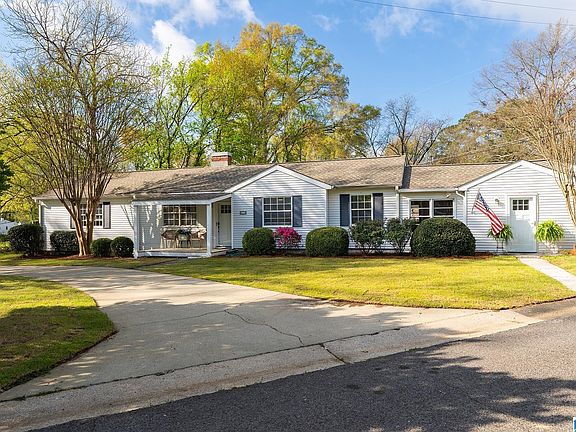 4th image of 612 Strathmore Rd