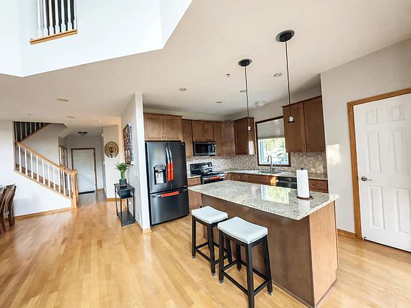 3rd image of 5080 Yuma Ln N