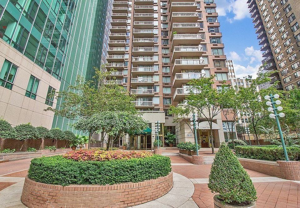 1st image of 235 E 40th St APT 4G
