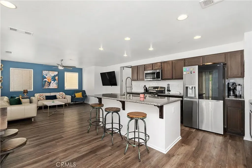 34165 Renton Dr — Photo 4
