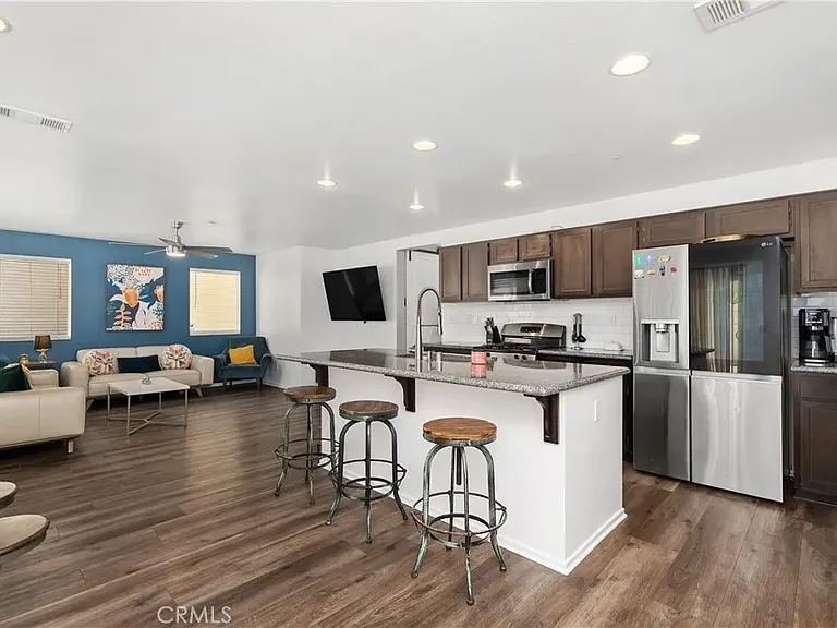 34165 Renton Dr — Photo 4