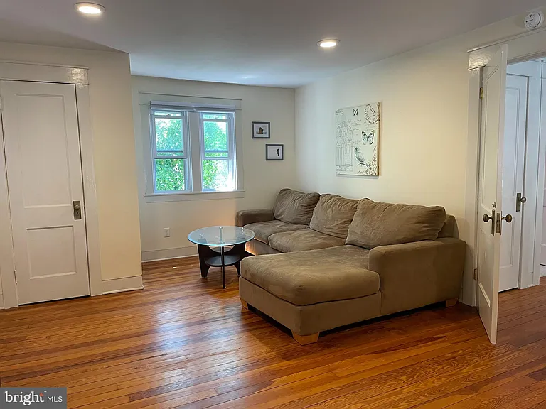 7103 Ventnor Ave — Photo 25