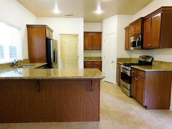 4th image of 5189 W Beechwood Ave