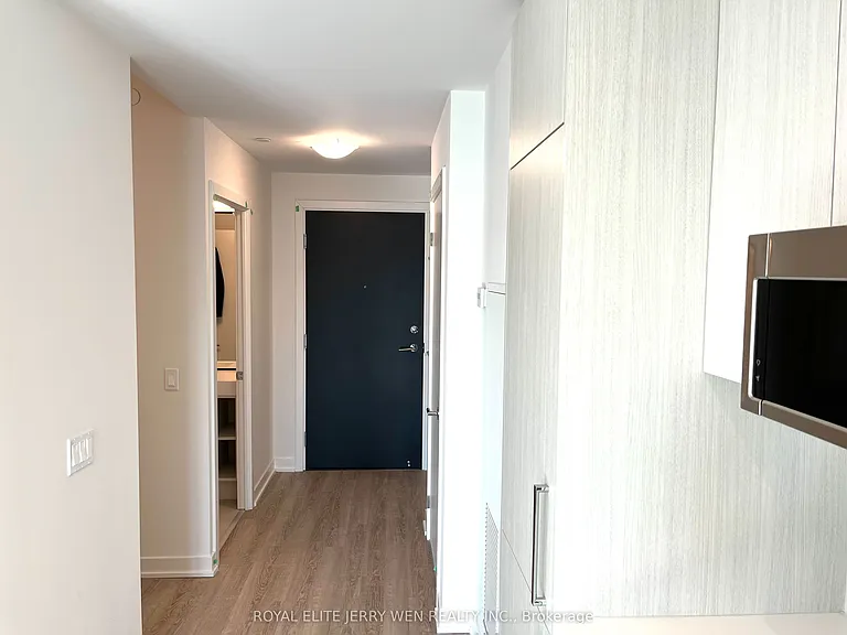 250 Lawrence Ave W #613 — Photo 11