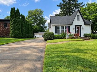 1348 S 28th St, Quincy, IL 62301