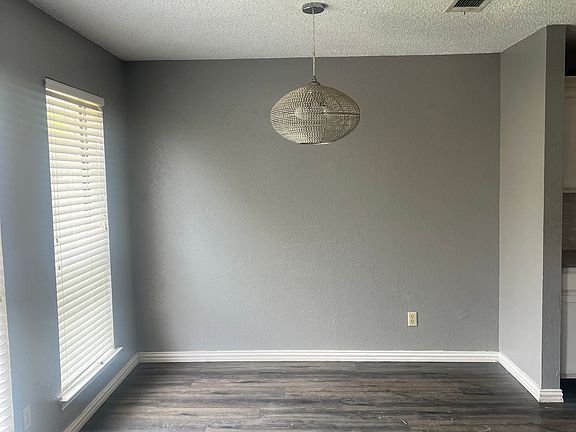5th image of 1222 W Hudgins St #1224