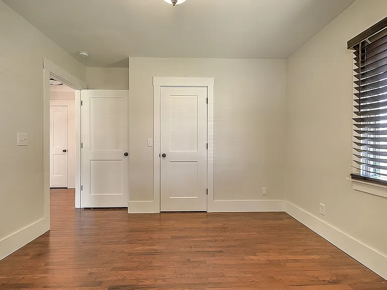 403 Silver Lake Rd — Photo 30