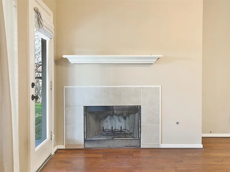 19627 Beachy Ct — Photo 14