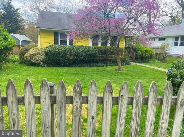 1229 Clagett Dr, Rockville, MD 20851
