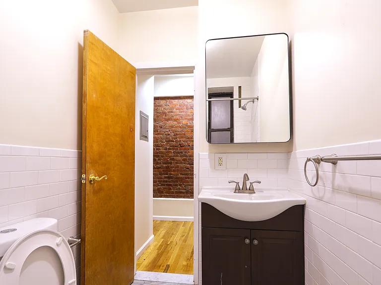66 Pinehurst Ave #A3 — Photo 15