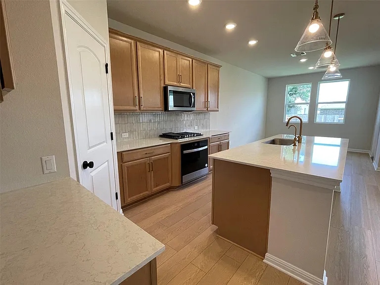 270 Grand Teton Dr — Photo 5